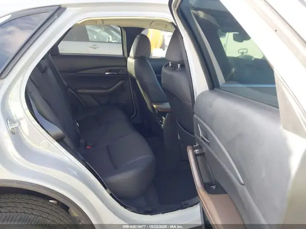 3MVDMBEY1SM778208 2025 MAZDA CX-30 - Image 8