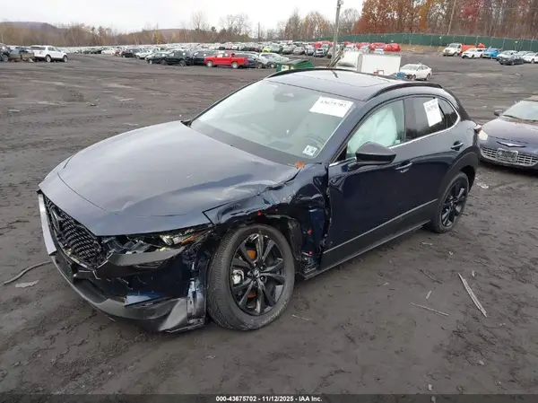 3MVDMBEY1SM795204 2025 MAZDA CX-30 - Image 2