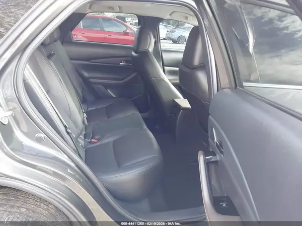 3MVDMBEY2NM443561 2022 MAZDA CX-30 - Image 8