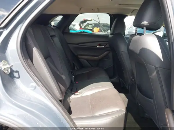 3MVDMBEY2NM447805 2022 MAZDA CX-30 - Image 8
