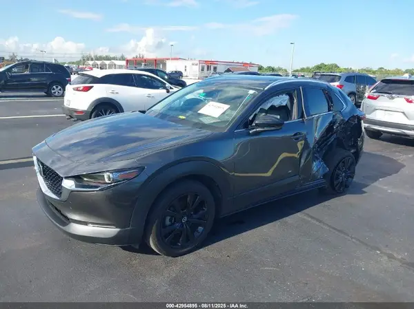3MVDMBEY2NM453474 2022 MAZDA CX-30 - Image 2