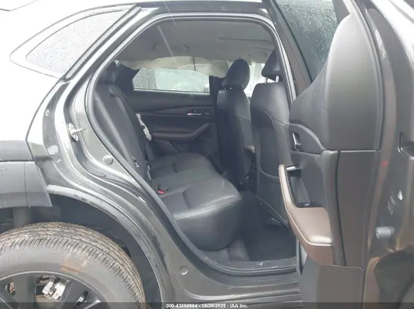 3MVDMBEY3PM582603 2023 MAZDA CX-30 - Image 8