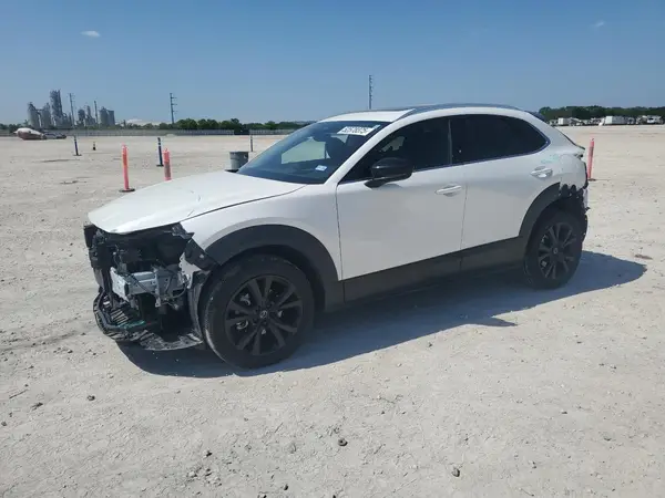 3MVDMBEY3RM634041 2024 MAZDA CX-30 - Image 1