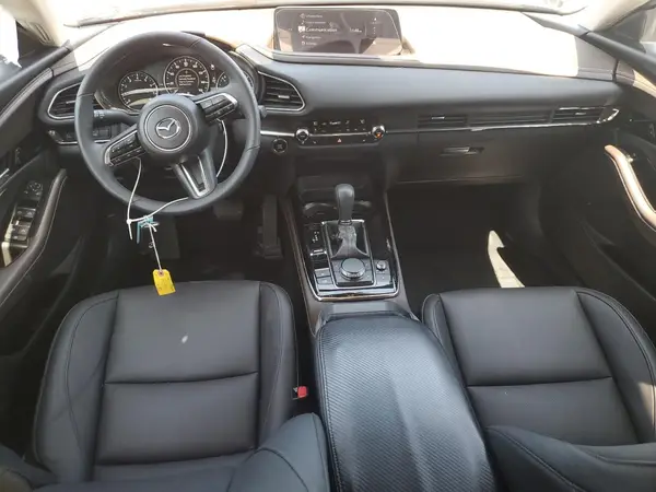 3MVDMBEY3SM763693 2025 MAZDA CX-30 - Image 8