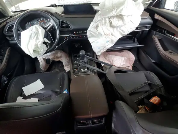 3MVDMBEY7MM306422 2021 MAZDA CX-30 - Image 8