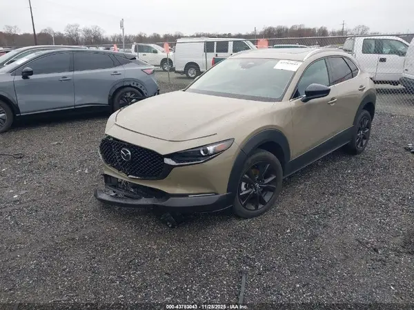 3MVDMBXY0RM682643 2024 MAZDA CX-30 - Image 2