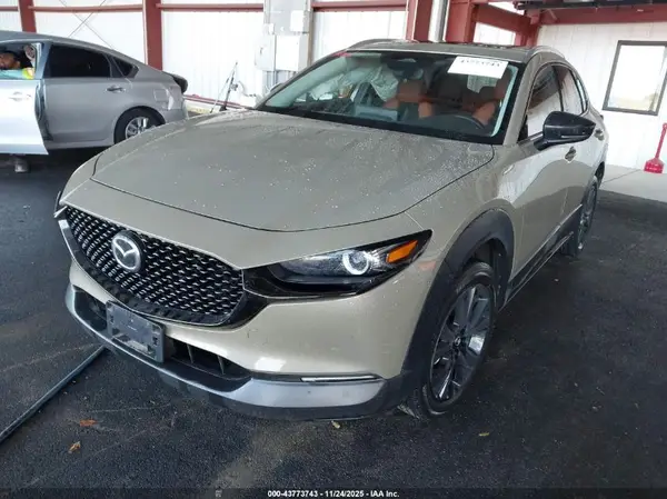 3MVDMBXY1RM626453 2024 MAZDA CX-30 - Image 2