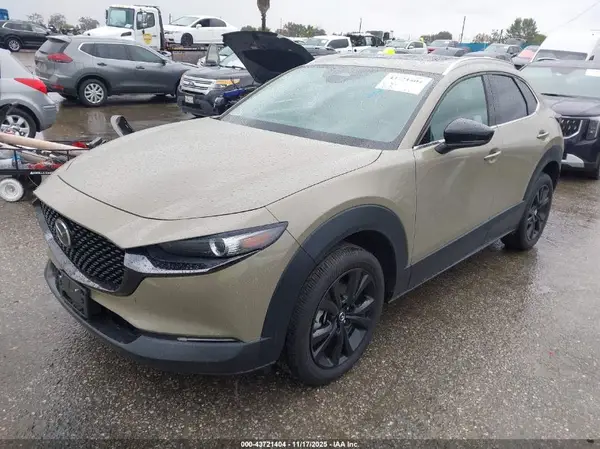 3MVDMBXY8RM652743 2024 MAZDA CX-30 - Image 2