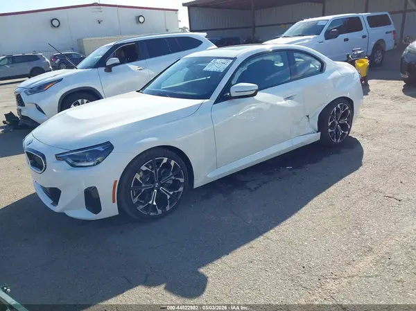 3MW23CM00S8F24122 2025 BMW 2ER - Image 2