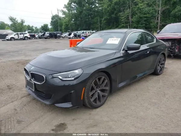 3MW23CM02N8C20892 2022 BMW 2ER - Image 2