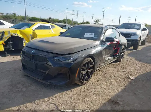 3MW23CM03S8F25149 2025 BMW 2ER - Image 2