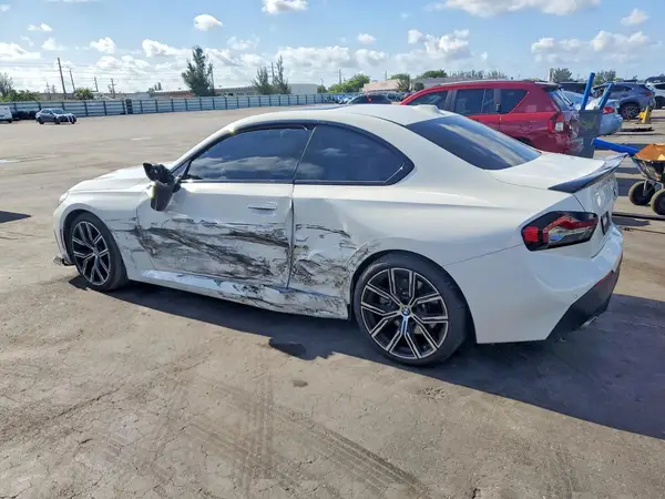 3MW23CM06R8E50716 2024 BMW 2ER - Image 2