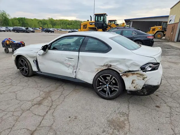 3MW33CM02R8E57182 2024 BMW 2ER - Image 2