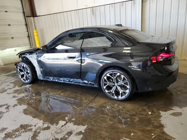 3MW33CM04S8F82299 2025 BMW 2ER - Image 2