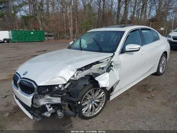 3MW39FF04R8E48545 2024 BMW 3ER - Image 2