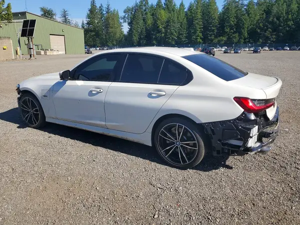 3MW39FF05P8D23664 2023 BMW 3ER - Image 2
