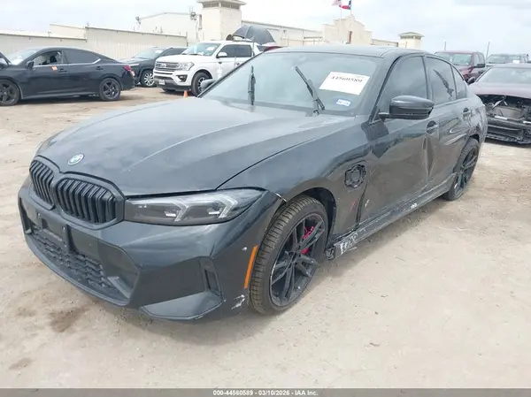 3MW39FF08P8D06955 2023 BMW 3ER - Image 2