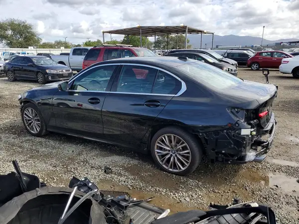 3MW39FF09R8E36777 2024 BMW 3ER - Image 2