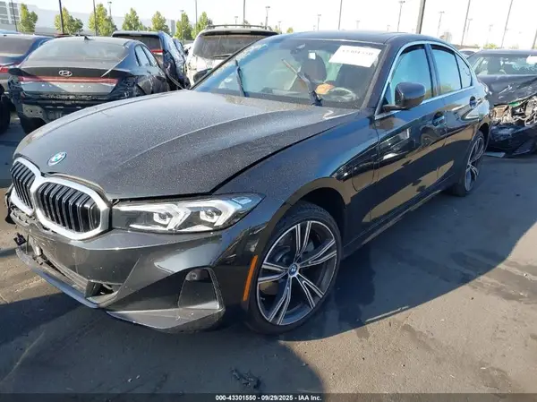 3MW39FF0XR8E31121 2024 BMW 3ER - Image 2