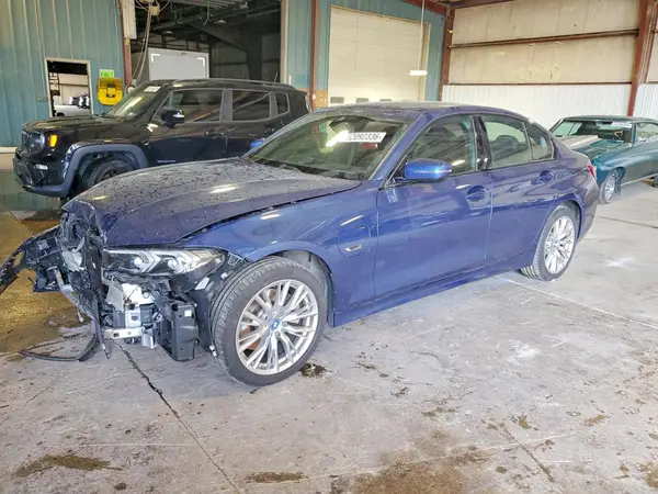 3MW39FS01P8C95674 2023 BMW 3ER - Image 1