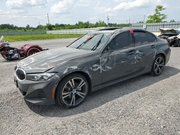 3MW39FS03R8E00248 2024 BMW 3ER - Image 1