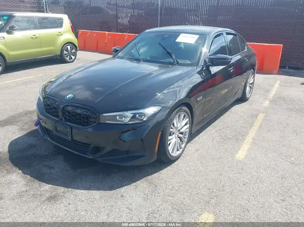 3MW39FS05P8D51681 2023 BMW 3ER - Image 2