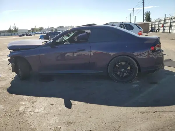 3MW43CM06P8D06184 2023 BMW M2 - Image 2