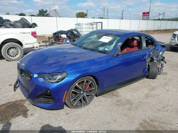 3MW43CM08R8E02773 2024 BMW 2ER - Image 2