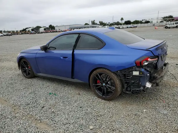 3MW43CM09R8E60729 2024 BMW M2 - Image 2