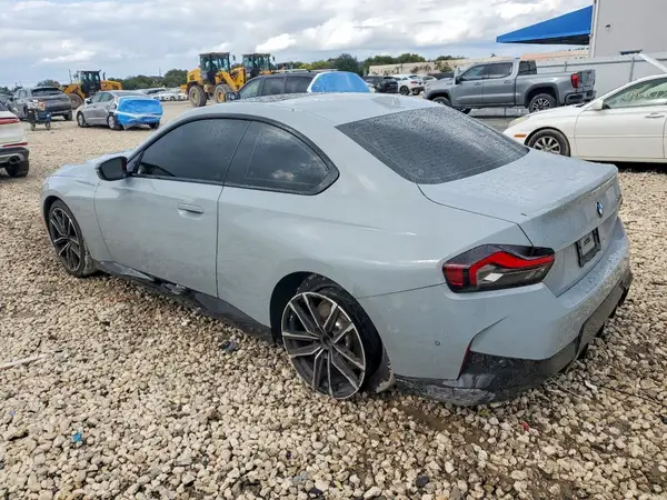 3MW43CM0XR8E46774 2024 BMW M2 - Image 2