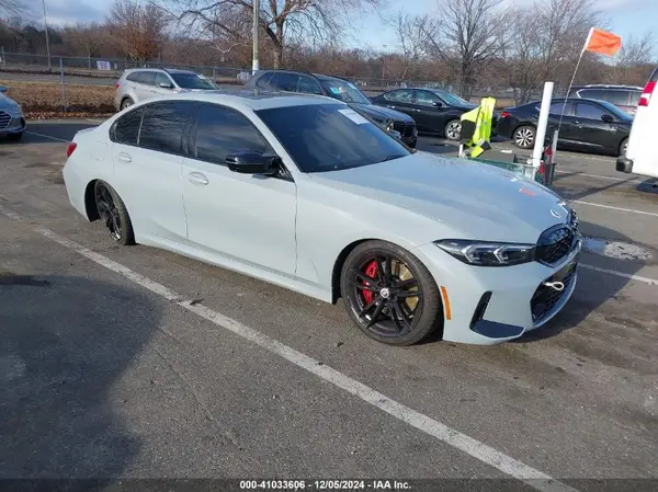 3MW49FF00P8C95325 2023 BMW 3ER - Image 1