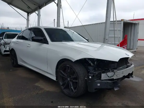 3MW49FF03P8C90698 2023 BMW 3ER - Image 1