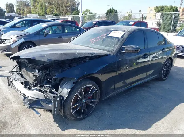 3MW49FS01R8E08188 2024 BMW 3ER - Image 2