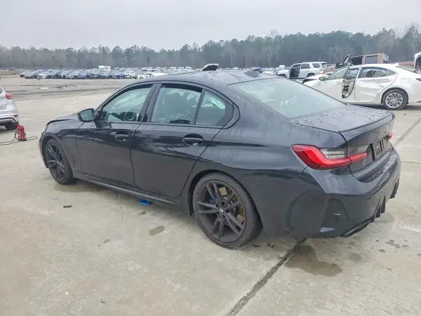 3MW49FS02P8C85675 2023 BMW M3 - Image 2