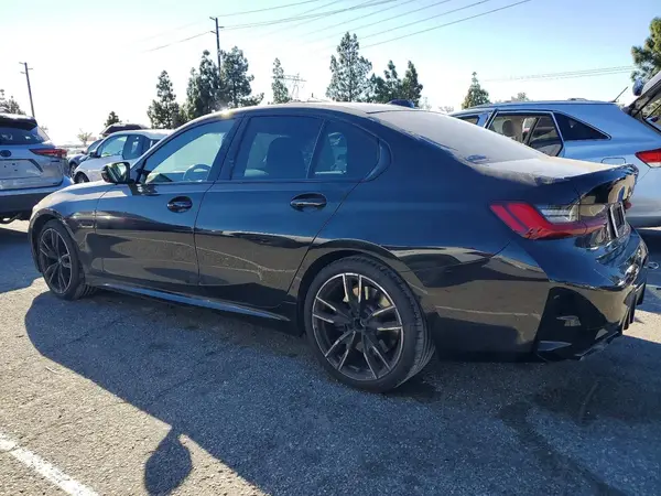 3MW49FS05P8D78478 2023 BMW 3ER - Image 2