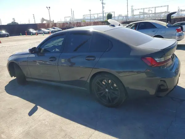 3MW49FS05R8E79992 2024 BMW M3 - Image 2