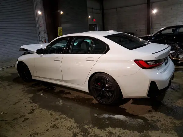 3MW49FS08R8E78092 2024 BMW M3 - Image 2