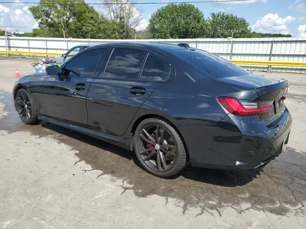 3MW49FS0XP8D04585 2023 BMW 3ER - Image 2