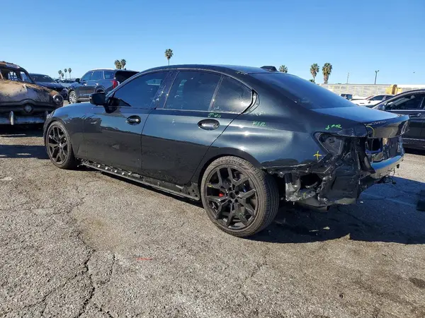 3MW59FT06S8F33681 2025 BMW M3 - Image 2