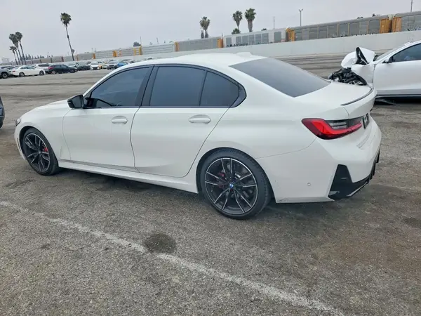3MW59FT09S8F24764 2025 BMW M3 - Image 2