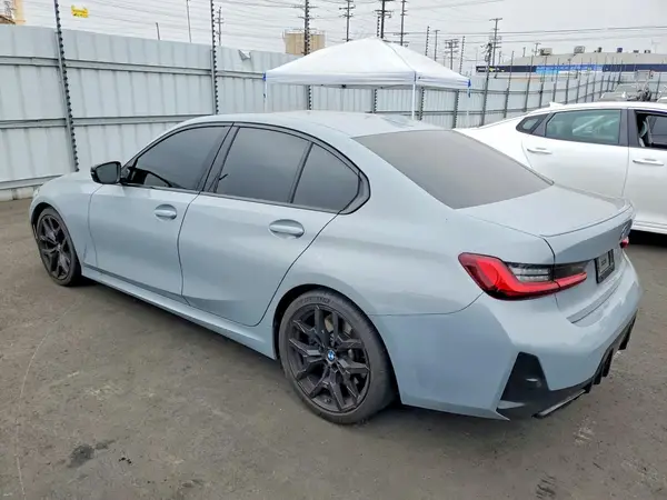 3MW59FT09S8F49261 2025 BMW M3 - Image 2