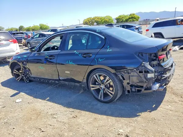 3MW5P7J00M8B75625 2021 BMW 3ER - Image 2