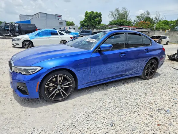 3MW5P7J01M8B77738 2021 BMW 3ER - Image 1