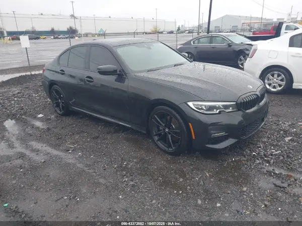 3MW5P7J02M8B75822 2021 BMW 3ER - Image 1