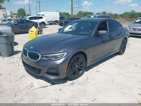 3MW5P7J05N8C66097 2022 BMW 3ER - Image 2