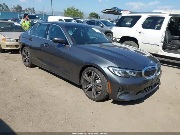 3MW5P7J06M8B77766 2021 BMW 3ER - Image 1