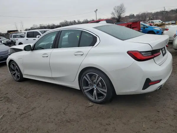 3MW5P7J06M8B89268 2021 BMW 3ER - Image 2