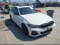 3MW5P7J06N8C28586 2022 BMW 3ER