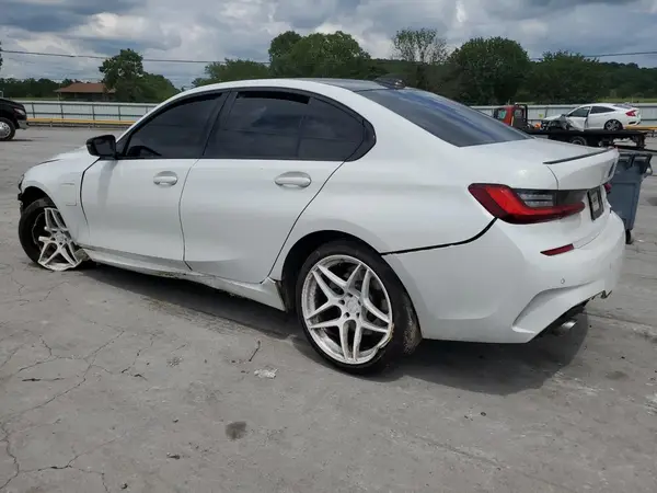 3MW5P7J07N8C63637 2022 BMW 3ER - Image 2