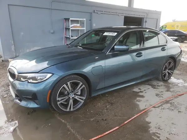 3MW5P7J09M8C05835 2021 BMW 3ER - Image 1